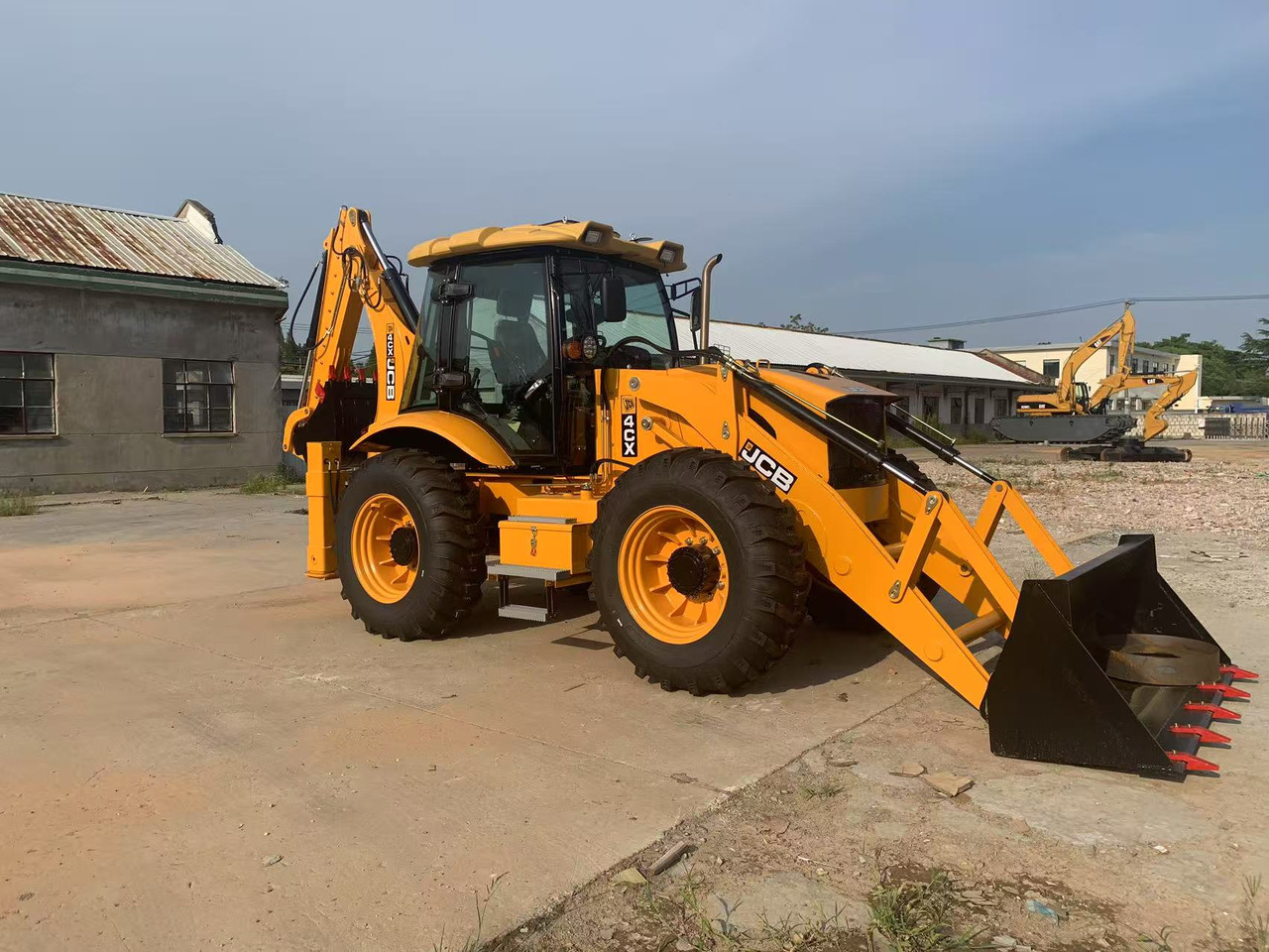 JCB 4x4 Backhoe Loader 4CX, 3CX Brand New Condition - Bager utovarivač: slika 5 JCB 4x4 Backhoe Loader 4CX, 3CX Brand New Condition - Bager utovarivač: slika 5