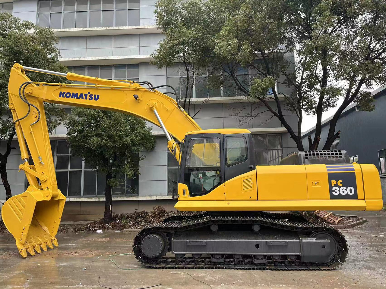 Komatsu 36 ton Mining Excavator PC360 - Bager guseničar: slika 1 Komatsu 36 ton Mining Excavator PC360 - Bager guseničar: slika 1