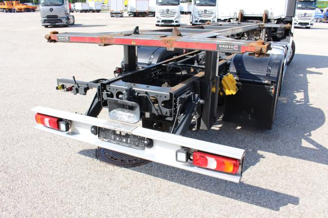 Mercedes-Benz Actros 1848 L - Kamion za prevoz kontejnera/ Kamion sa promenjivim sandukom: slika 4 Mercedes-Benz Actros 1848 L - Kamion za prevoz kontejnera/ Kamion sa promenjivim sandukom: slika 4