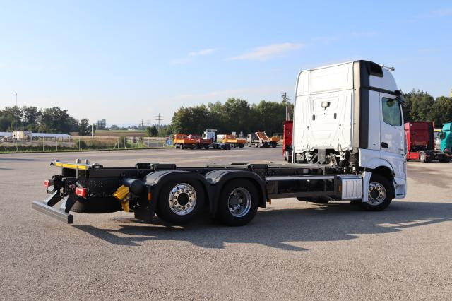Mercedes-Benz Actros 2563LL LENKACHSE - Kamion za prevoz kontejnera/ Kamion sa promenjivim sandukom: slika 3 Mercedes-Benz Actros 2563LL LENKACHSE - Kamion za prevoz kontejnera/ Kamion sa promenjivim sandukom: slika 3