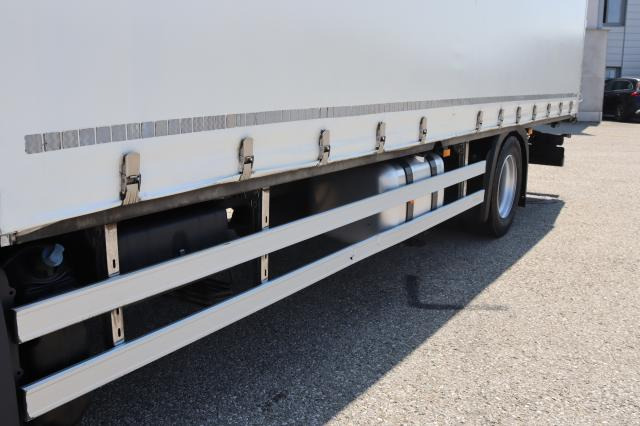 Mercedes-Benz Antos 1836L - Kamion sa tovarnim sandukom: slika 4 Mercedes-Benz Antos 1836L - Kamion sa tovarnim sandukom: slika 4