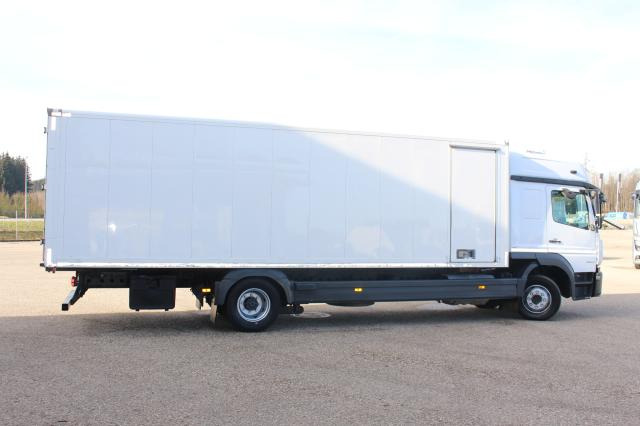Mercedes-Benz Atego 1224 L - Kamion sa zatvorenim sandukom: slika 4 Mercedes-Benz Atego 1224 L - Kamion sa zatvorenim sandukom: slika 4