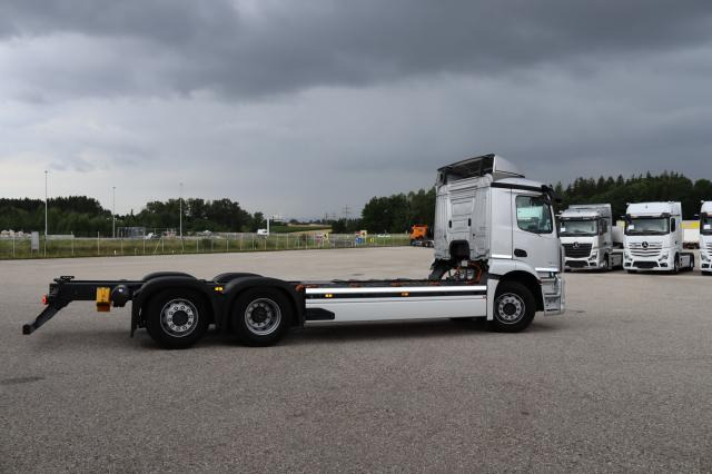Mercedes-Benz eActros 400 L - Kamion sa golom šasijom i zatvorenom kabinom: slika 4 Mercedes-Benz eActros 400 L - Kamion sa golom šasijom i zatvorenom kabinom: slika 4