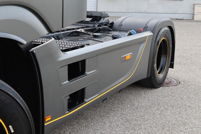 Mercedes-Benz Actros 1853LS EDITION - Tegljač: slika 4 Mercedes-Benz Actros 1853LS EDITION - Tegljač: slika 4