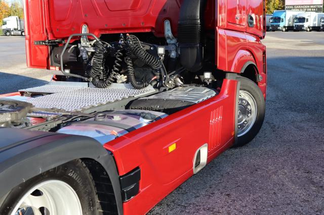 Mercedes-Benz Actros 1853LS LOW LINER - Tegljač: slika 4 Mercedes-Benz Actros 1853LS LOW LINER - Tegljač: slika 4