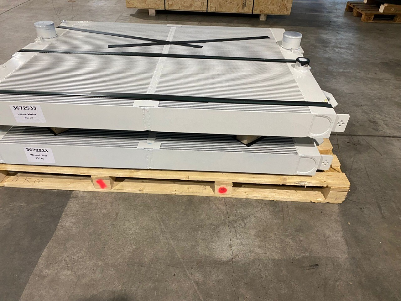 O&K Terex Water radiator RH120 Cat 6030 3672533 1459344 533-9472 - Radijator za Kamion: slika 1 O&K Terex Water radiator RH120 Cat 6030 3672533 1459344 533-9472 - Radijator za Kamion: slika 1