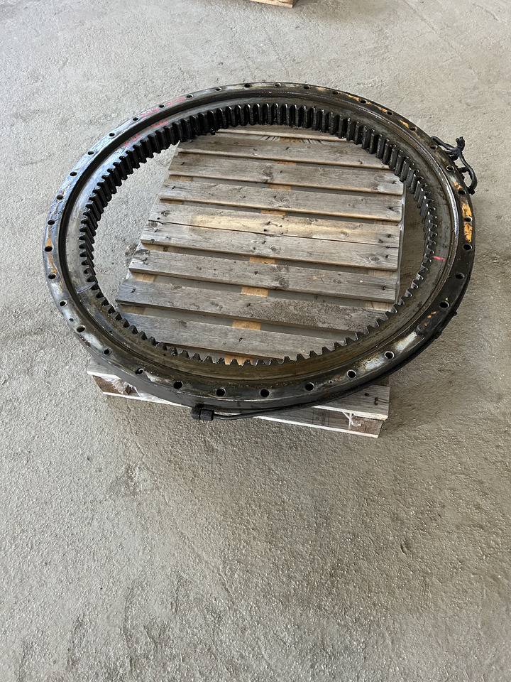 Volvo EW140C - Pokretni prsten za Bager točkaš: slika 3 Volvo EW140C - Pokretni prsten za Bager točkaš: slika 3