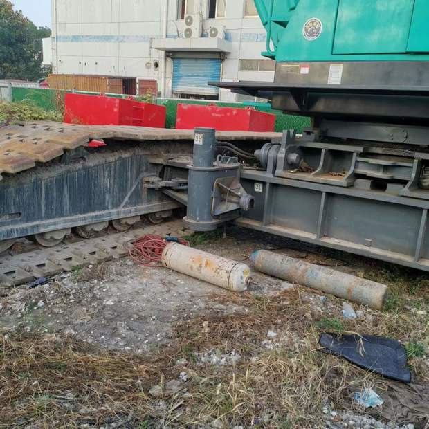 2005 KOBELCO 7150 - Kran guseničar: slika 2 2005 KOBELCO 7150 - Kran guseničar: slika 2