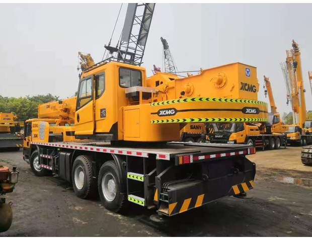 2021 XCMG QY25K5 - Pokretni kran: slika 2 2021 XCMG QY25K5 - Pokretni kran: slika 2