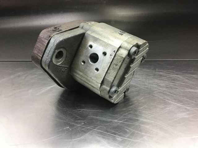 Hidraulična pumpa novi Bosch Gear Pump: slika 7