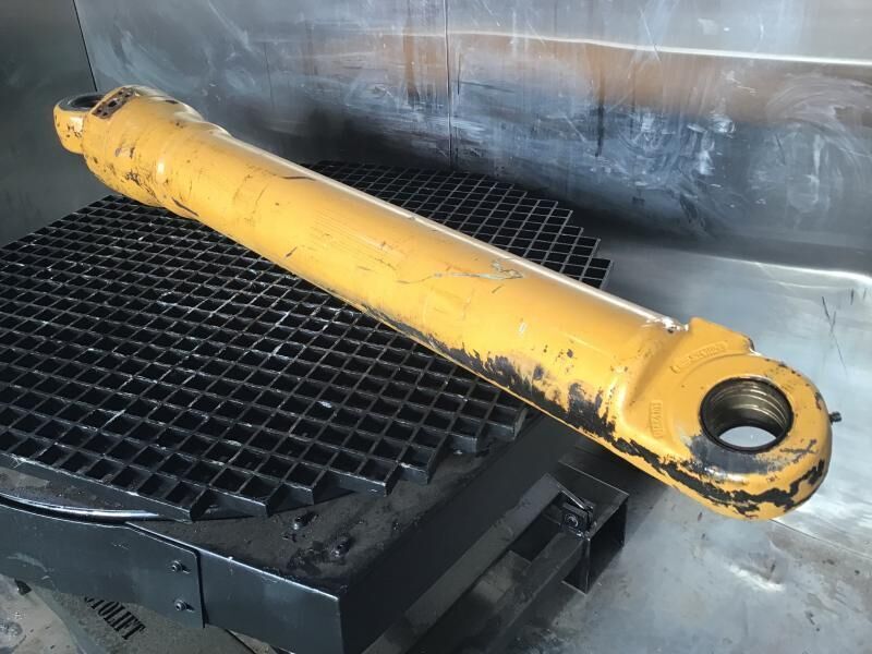 Liebherr A944C Li / A934 Li / R914 / R924 / R934B / R954B / R974B / R974 / R944B - Hidraulični cilindar: slika 1 Liebherr A944C Li / A934 Li / R914 / R924 / R934B / R954B / R974B / R974 / R944B - Hidraulični cilindar: slika 1