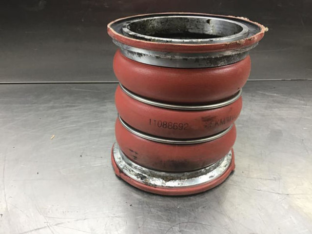 Liebherr Air Hose - Deo klima uređaja: slika 1 Liebherr Air Hose - Deo klima uređaja: slika 1