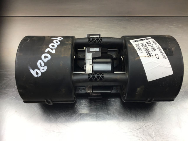 Liebherr Blower - Ventilator kabine: slika 1 Liebherr Blower - Ventilator kabine: slika 1