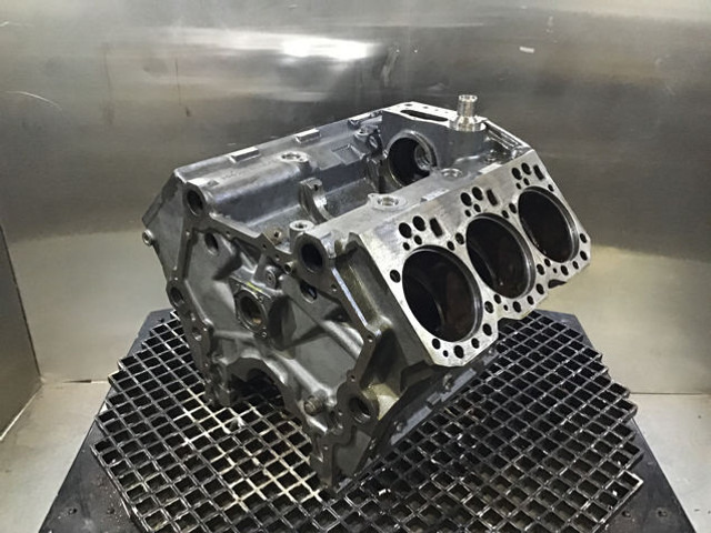 Liebherr Crankcase - Usisna cev: slika 2 Liebherr Crankcase - Usisna cev: slika 2