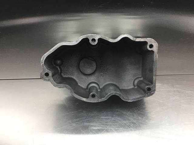Liebherr Cylinderhead Cover - Motor i delovi: slika 3 Liebherr Cylinderhead Cover - Motor i delovi: slika 3