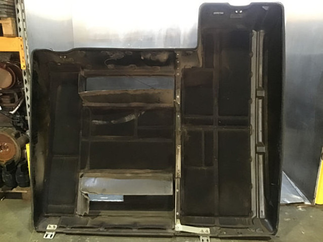 Liebherr Engine Hood - Hauba: slika 5 Liebherr Engine Hood - Hauba: slika 5