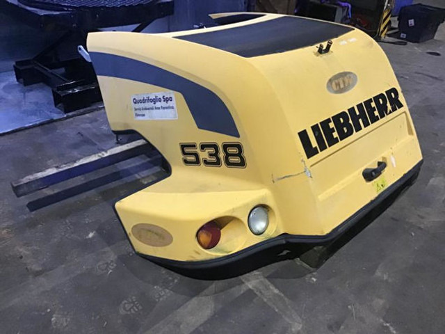 Liebherr Engine Hood - Hauba: slika 2 Liebherr Engine Hood - Hauba: slika 2