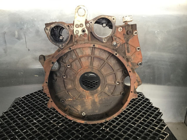 Liebherr Flywheel Housing - Zamajac: slika 3 Liebherr Flywheel Housing - Zamajac: slika 3