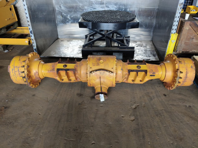 Liebherr Front Axle - Prednja osovina: slika 2 Liebherr Front Axle - Prednja osovina: slika 2