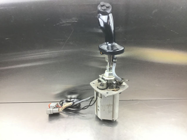 Liebherr Joystick - Ručica menjača: slika 1 Liebherr Joystick - Ručica menjača: slika 1