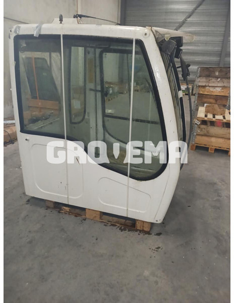 Liebherr R914B / R904 / A904 Li / A924B Li / A924 li / A914 Li / A934 Li / A934B Li / A944B Li / A914B Li / R914 / R924 / R924 B / R934 - Kabina i enterijer: slika 1 Liebherr R914B / R904 / A904 Li / A924B Li / A924 li / A914 Li / A934 Li / A934B Li / A944B Li / A914B Li / R914 / R924 / R924 B / R934 - Kabina i enterijer: slika 1