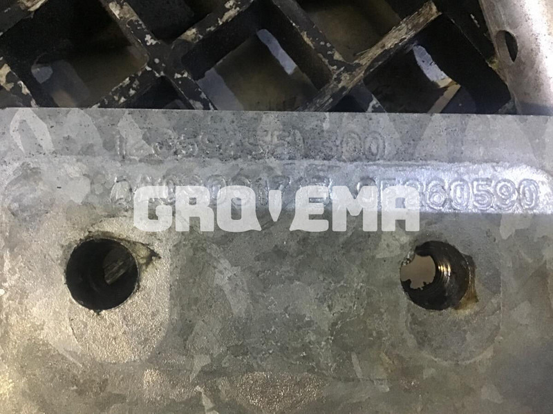 Liebherr R934 , R926, R930, R938 - Kabina i enterijer: slika 2 Liebherr R934 , R926, R930, R938 - Kabina i enterijer: slika 2