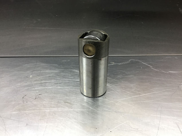 Liebherr Roller Tappet - Motor i delovi: slika 1 Liebherr Roller Tappet - Motor i delovi: slika 1