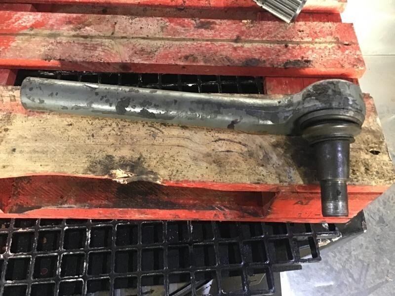 Liebherr Steering Rod Left - Upravljački sistem: slika 1 Liebherr Steering Rod Left - Upravljački sistem: slika 1