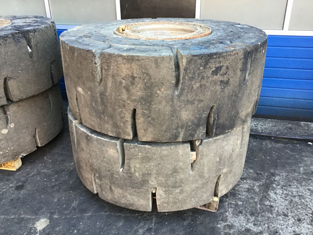 Liebherr Tires 23,5R25 - Шины и диски: slika 5 Liebherr Tires 23,5R25 - Шины и диски: slika 5