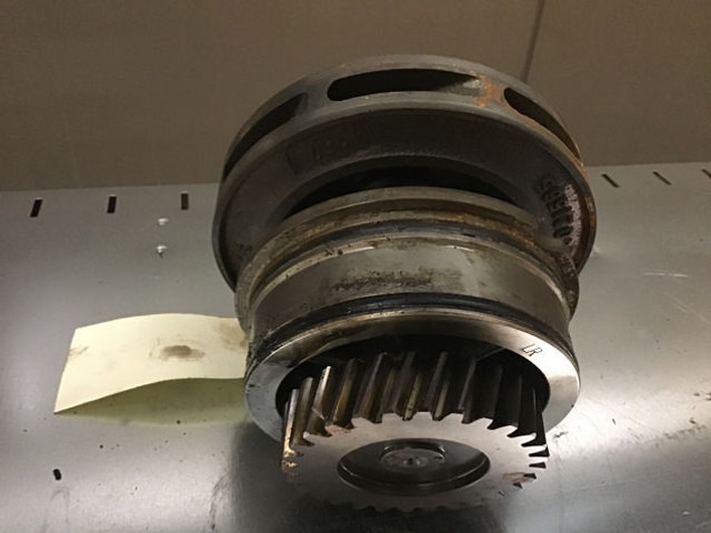 Liebherr Waterpump - Vodena pumpa: slika 1 Liebherr Waterpump - Vodena pumpa: slika 1