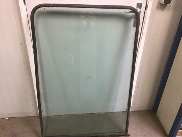 Liebherr Window Glass - Staklo i delovi: slika 2 Liebherr Window Glass - Staklo i delovi: slika 2
