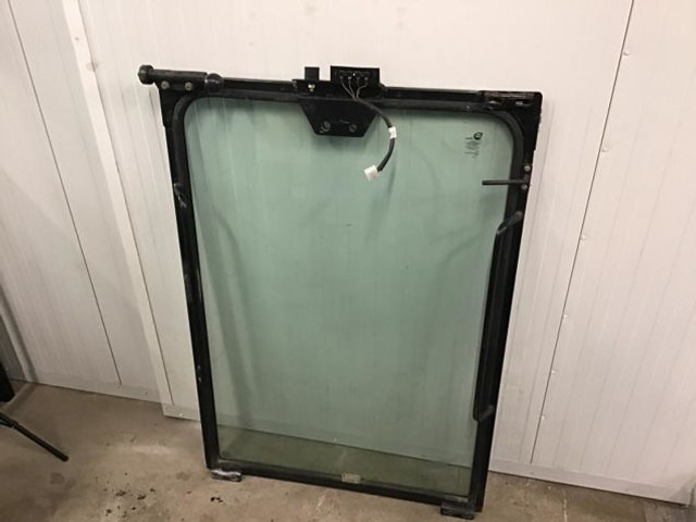 Liebherr Window Glass - Staklo i delovi: slika 4 Liebherr Window Glass - Staklo i delovi: slika 4
