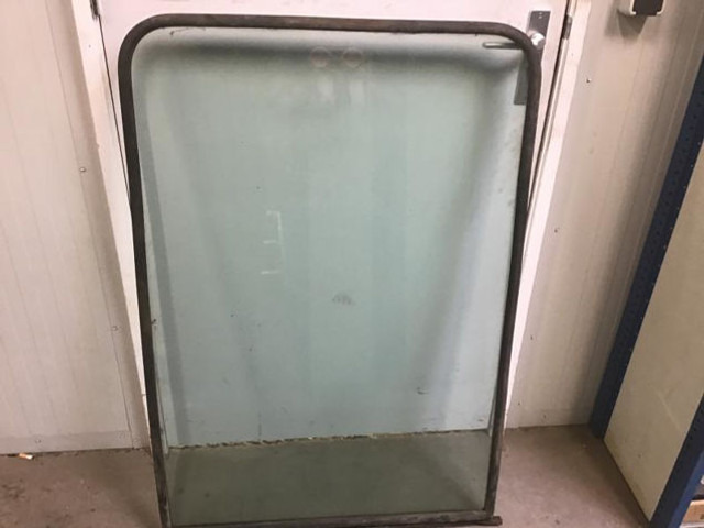 Liebherr Window Glass - Staklo i delovi: slika 1 Liebherr Window Glass - Staklo i delovi: slika 1