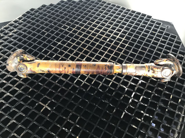 ZF Propeller Shaft - Polosovina: slika 1 ZF Propeller Shaft - Polosovina: slika 1