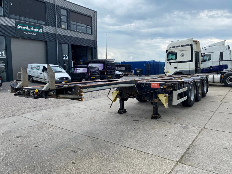 Pacton TXC 343 Multi / 3x Extendable / 1x Lift Axle - Poluprikolica za prevoz kontejnera/ Poluprikolica sa promenjivim sandukom: slika 4 Pacton TXC 343 Multi / 3x Extendable / 1x Lift Axle - Poluprikolica za prevoz kontejnera/ Poluprikolica sa promenjivim sandukom: slika 4