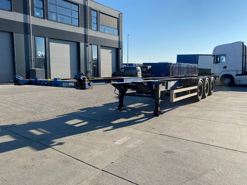 TURBO'S HOET 40 FT / BPW + Disc / 1x Lift Axle / 4690 KG! - Poluprikolica za prevoz kontejnera/ Poluprikolica sa promenjivim sandukom: slika 4 TURBO'S HOET 40 FT / BPW + Disc / 1x Lift Axle / 4690 KG! - Poluprikolica za prevoz kontejnera/ Poluprikolica sa promenjivim sandukom: slika 4