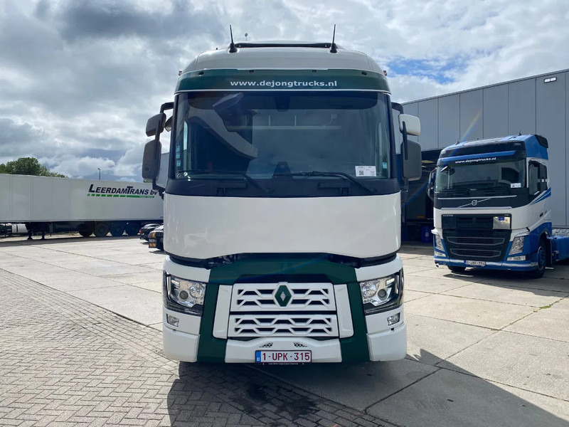 Renault T520 Comfort / 6x2/4 / Steering Axle / Hub Reduction / 208.250Km - Tegljač: slika 2 Renault T520 Comfort / 6x2/4 / Steering Axle / Hub Reduction / 208.250Km - Tegljač: slika 2