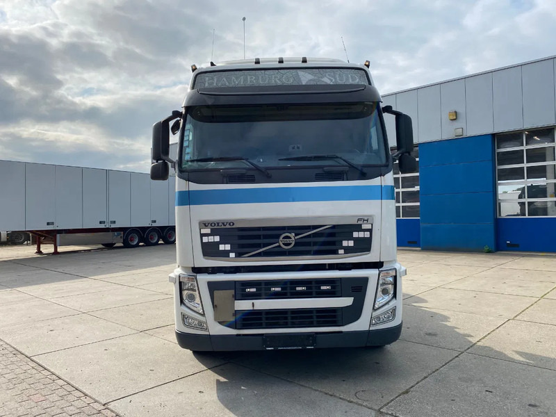 Volvo FH 12.420 6X2 / Steering Axle / 2x Tank / Euro 5 - Tegljač: slika 2 Volvo FH 12.420 6X2 / Steering Axle / 2x Tank / Euro 5 - Tegljač: slika 2