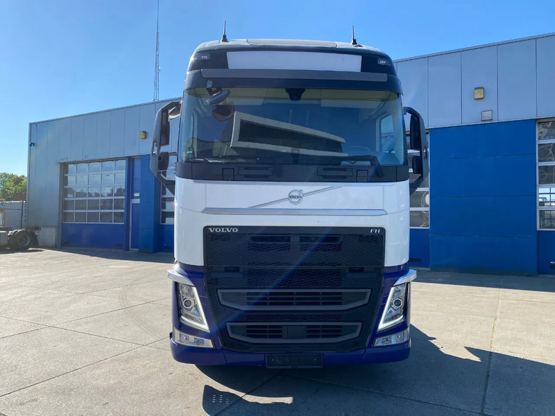 Volvo FH 13.500 Globetrotter XL / I-Park Cool / 2x Tank / Euro 6D - Tegljač: slika 2 Volvo FH 13.500 Globetrotter XL / I-Park Cool / 2x Tank / Euro 6D - Tegljač: slika 2