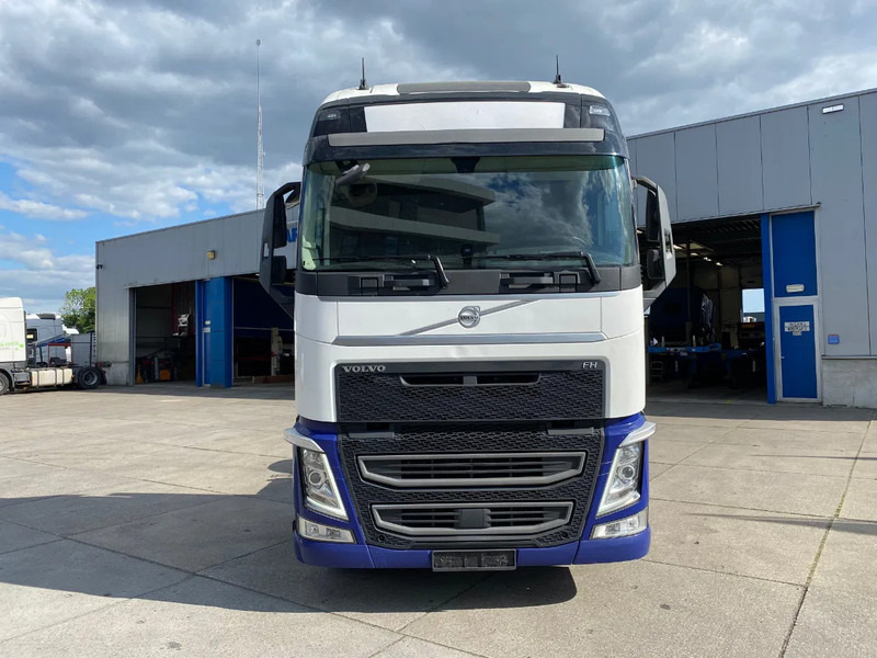 Volvo FH 13.500 Globetrotter XL / I-Park Cool / 2x Tank / Euro 6D - Tegljač: slika 2 Volvo FH 13.500 Globetrotter XL / I-Park Cool / 2x Tank / Euro 6D - Tegljač: slika 2