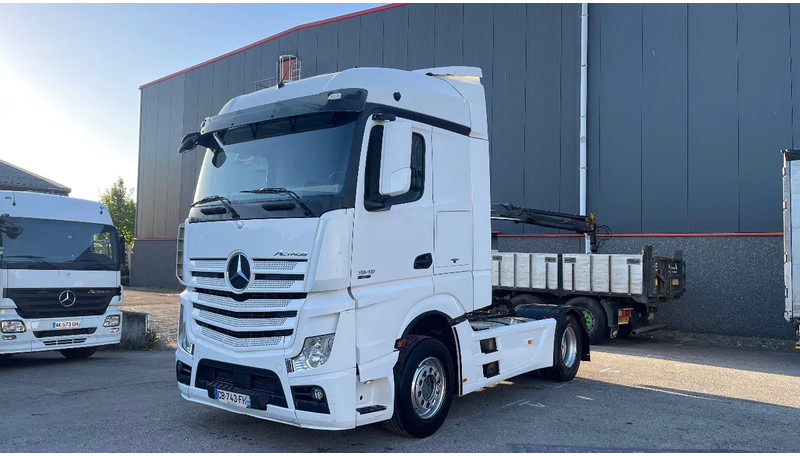 Mercedes-Benz Actros 1945 - Tegljač: slika 1 Mercedes-Benz Actros 1945 - Tegljač: slika 1