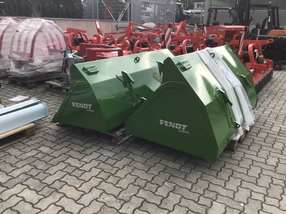 Fendt Schaufel - Utovarna kašika: slika 1 Fendt Schaufel - Utovarna kašika: slika 1