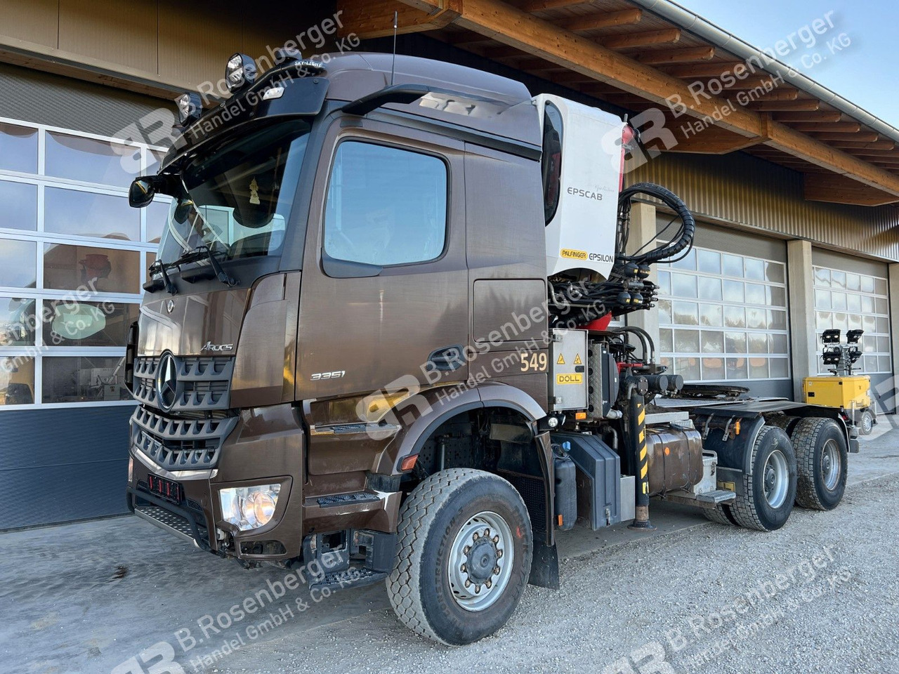 Mercedes-Benz Arocs 3351 6x6 Palfinger Epsilon S260Z96 - Šticar, Kamion sa dizalicom: slika 4 Mercedes-Benz Arocs 3351 6x6 Palfinger Epsilon S260Z96 - Šticar, Kamion sa dizalicom: slika 4