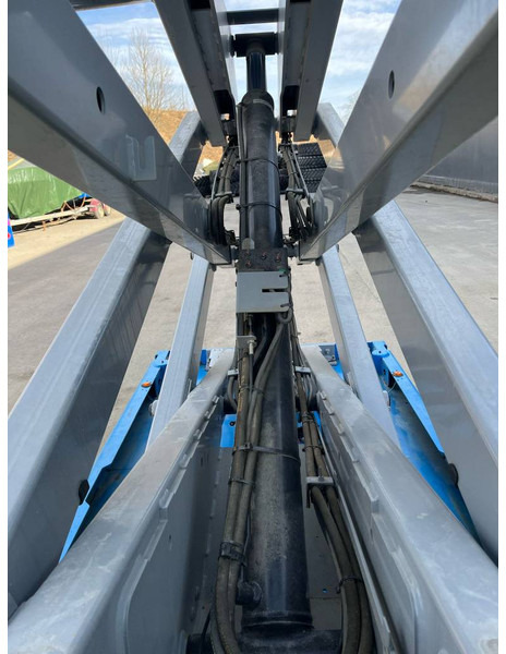 Lift u obliku makaza Genie GS 4047: slika 13