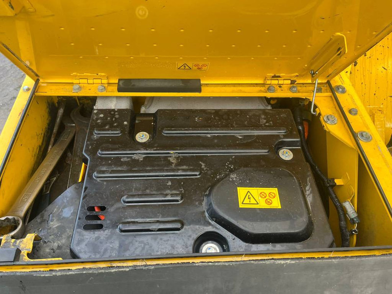 Bager guseničar Komatsu HB 365 LC-3 Hybrid: slika 16 Bager guseničar Komatsu HB 365 LC-3 Hybrid: slika 16