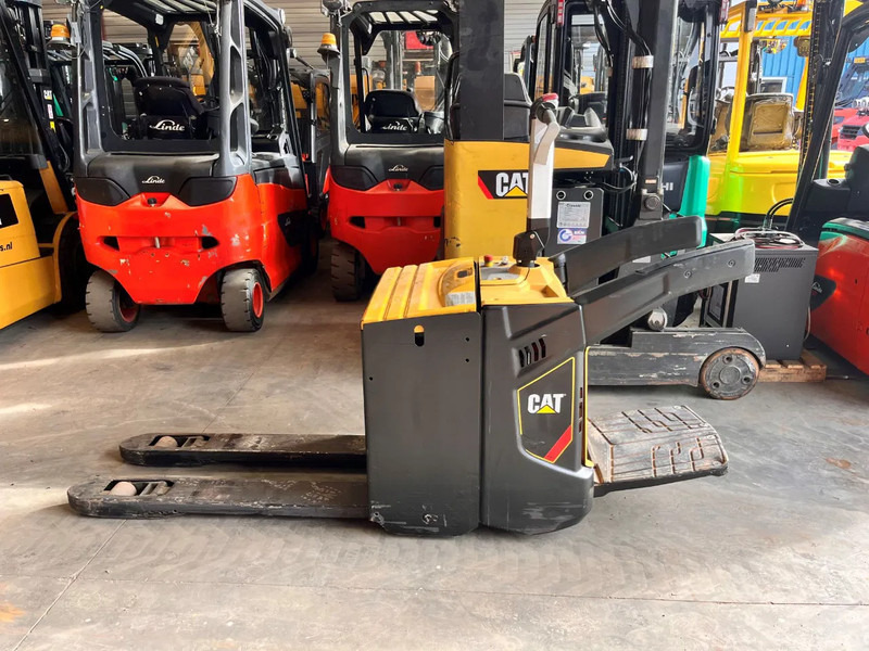 Caterpillar NPV20N2 - Kolica za palete: slika 1 Caterpillar NPV20N2 - Kolica za palete: slika 1