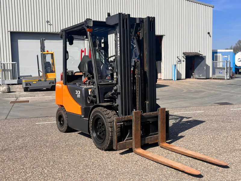 Doosan D33S- 7 - Dizel viljuškar: slika 3 Doosan D33S- 7 - Dizel viljuškar: slika 3
