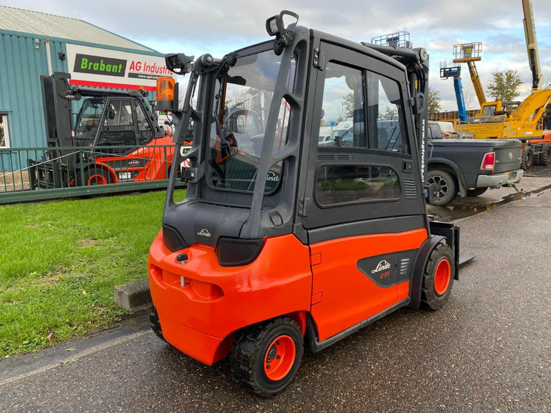 Linde E35L-01 - Električni viljuškar: slika 5 Linde E35L-01 - Električni viljuškar: slika 5