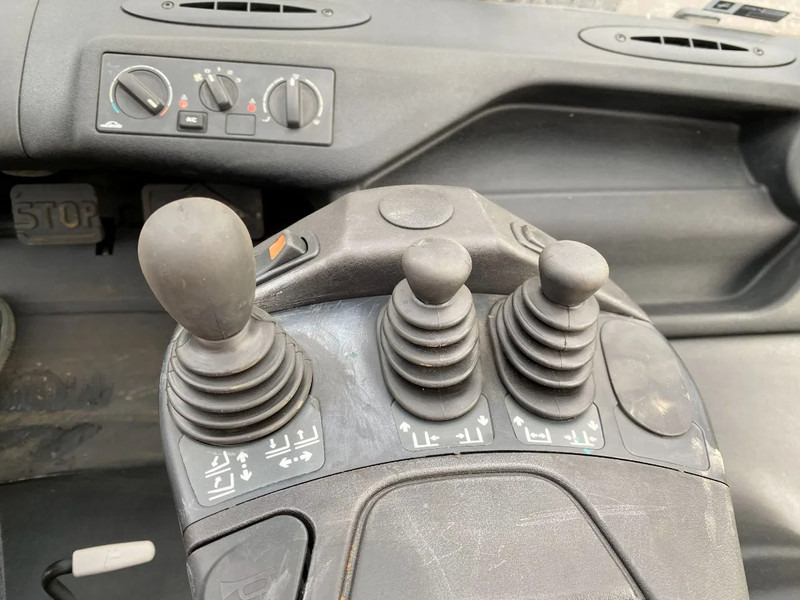 Električni viljuškar Linde E80-01/900: slika 15 Električni viljuškar Linde E80-01/900: slika 15