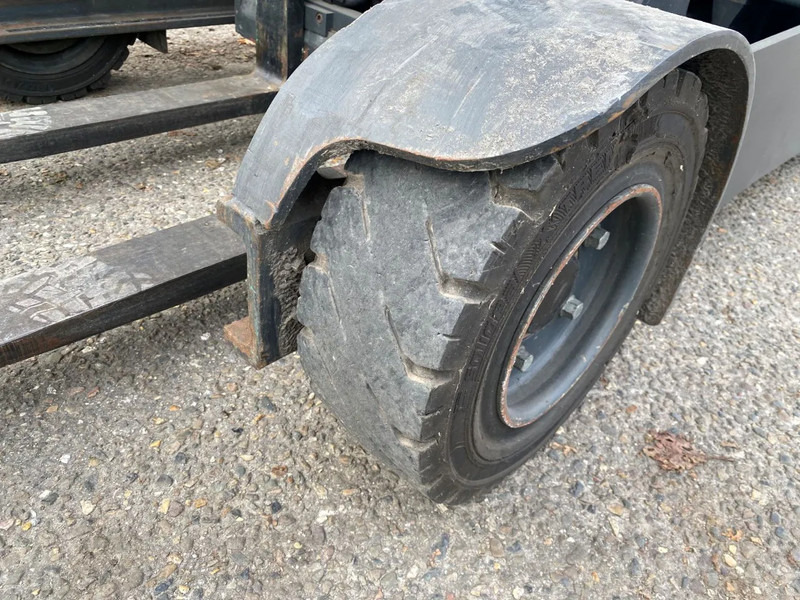 Regalni viljuškar Linde R14G-01: slika 10